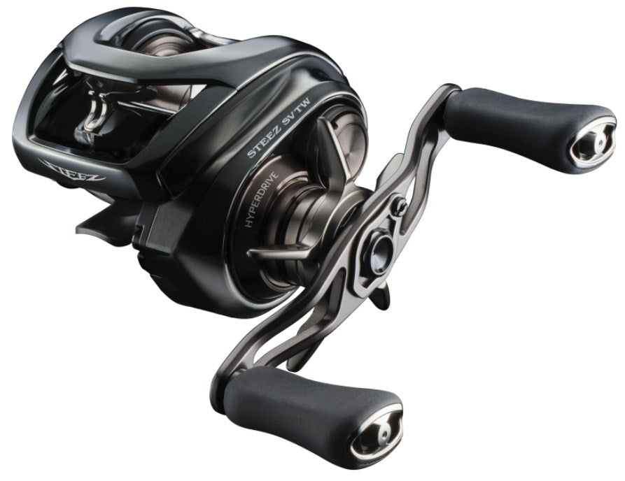 Бейткастинг макара DAIWA 24 BAITCASTING STEEZ SV TW 100HL/XHL с ергономичен дизайн и нова технология за замятане.