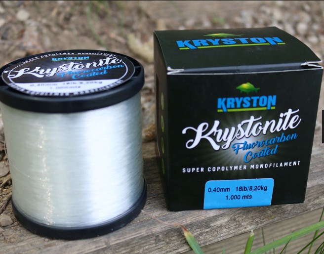 Монофилно влакно KRYSTON KRYSTONITE SUPER MONO - 1000m на спул с флуорокарбоново покритие и опаковка.