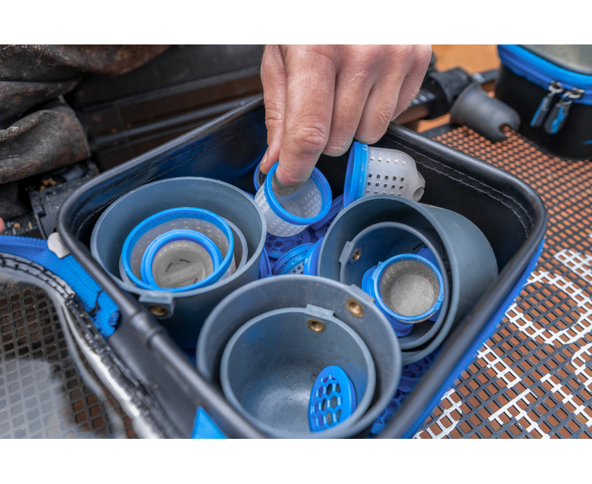 Кутия PRESTON Supera Medium Eva Accessory Case filled with various blue and gray accessories.
