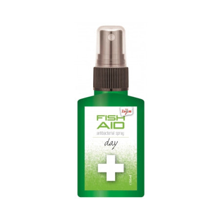 Спрей Carp Zoom Fish Aid Antibacterial Spray - антисептичен спрей за риби, осигуряващ грижа след наранявания.
