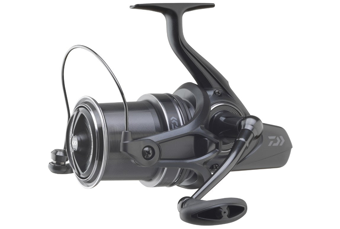 Макара - DAIWA '23 EMBLEM 45 SCW QD - риболовен инструмент с иновативен дизайн и технологии.