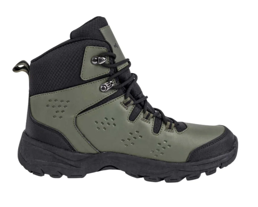 Обувки KORUM Ripstop Trail Boot с динамичен, защитен ripstop PU слой за удобство при дълги разстояния.