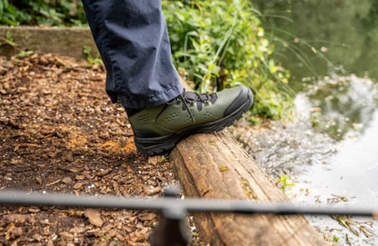 Обувки KORUM Ripstop Trail Boot, подходящи за риболов и дълги разстояния на труден терен.