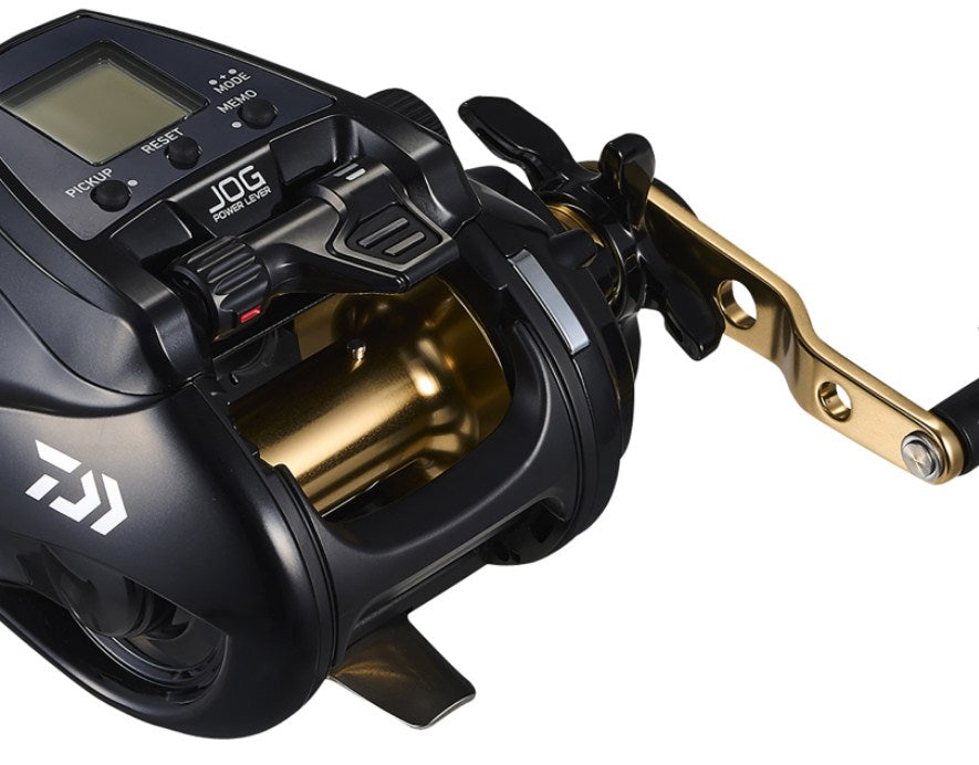 Електрически мултипликатор Daiwa 24 TANACOM S 500 J (U) с дигитален дисплей и иновативен дизайн.