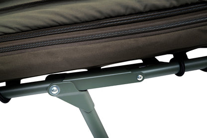 Легло DAIWA IFS Sleep System с високо технологичен матрак и здрава метална конструкция.