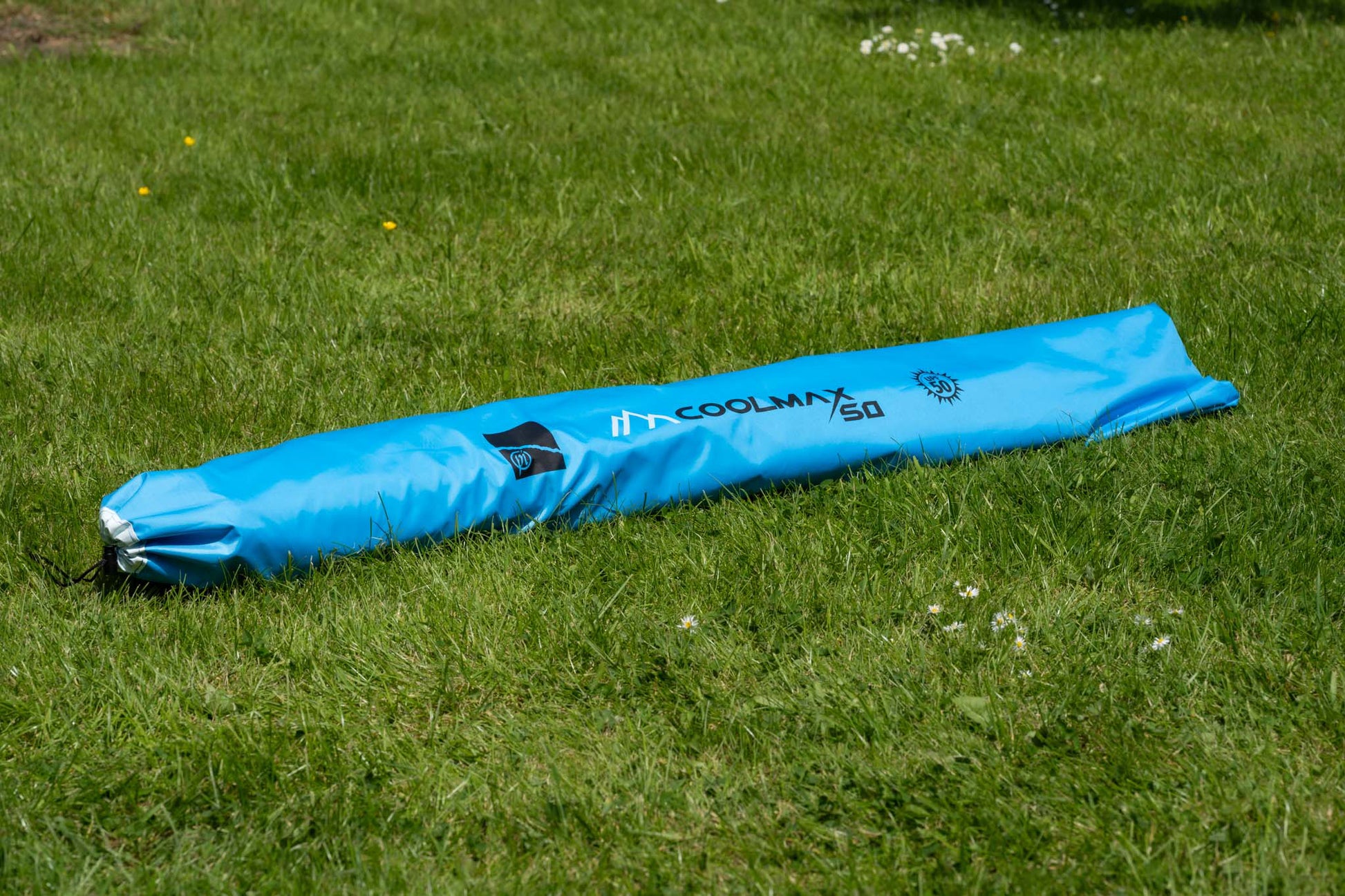 Чадър PRESTON COOLMAX 50" BROLLY storage bag on grass