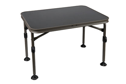 Маса FOX XL Bivvy Table с регулируеми крака и ламиниран плот, идеална за риболовни сесии, размери 80 х 60 cm.
