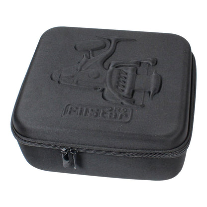 Луксозен твърд калъф за макара FilStar Precision Freerunner с цип и стилен дизайн.