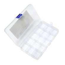 Кутия за примамки ZEBCO Trophy Accessory Box 15 Slot с 15 регулорими прегради за организирано съхранение.