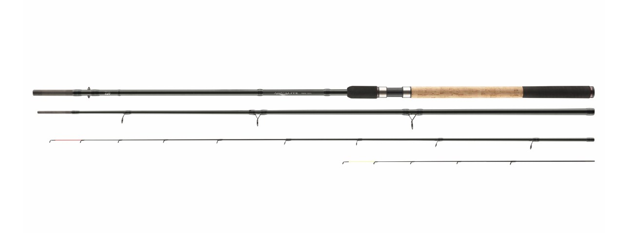 Фидер въдица Daiwa 22 AQUALITE FEEDER - 3.60m/120gr, изработена от висококачествен карбон с балансирана конструкция.