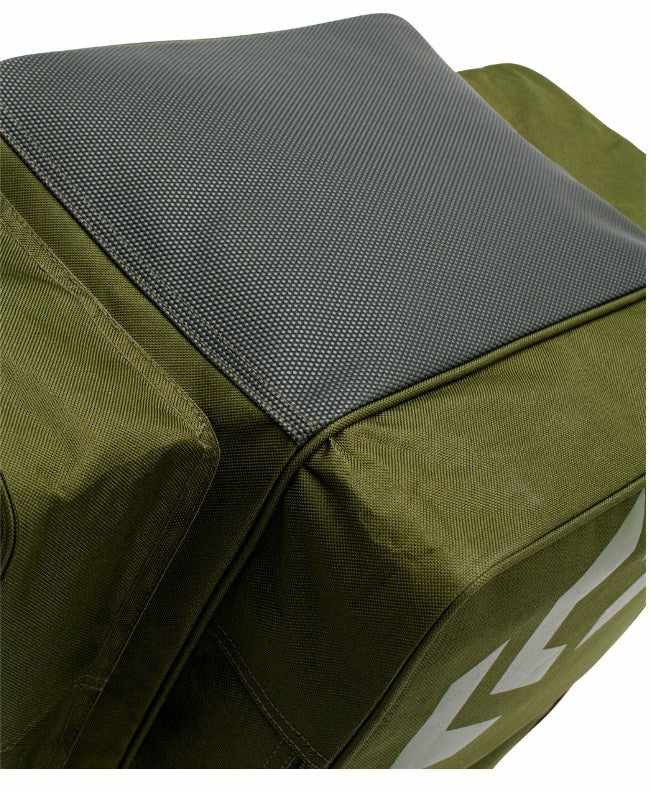 Раница DAIWA BLACK WIDOW COMPACT RUCKSACK top view showcasing the textured surface and durable fabric.