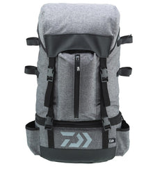 Раница DAIWA D-VEC RUCKSACK 30L в сиво с многобройни удобства и отделения за безопасно пренасяне на вещите.