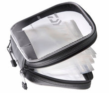 Чанта DAIWA RIG POUCH - 17x16x5cm с 10 подвижни джоба, идеална за сърф и морски монтажи.