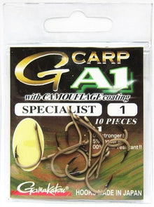 Куки GAMAKATSU A1 G-CARP SAND SPECIALIST с камуфлажно покритие, изключително остри и устойчиви на корозия.
