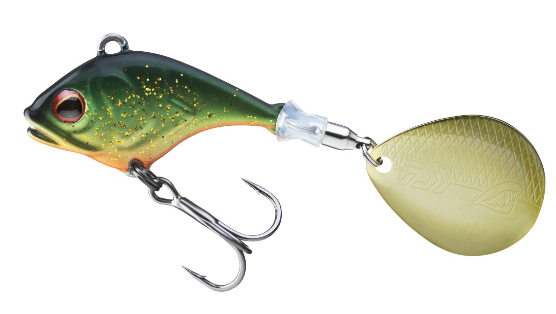 Тейлспинър DAIWA PROREX TG JIG SPINNER - 14gr, с блестящ зелен-златист цвят и въртяща лопатка за риболов на костур и щука.