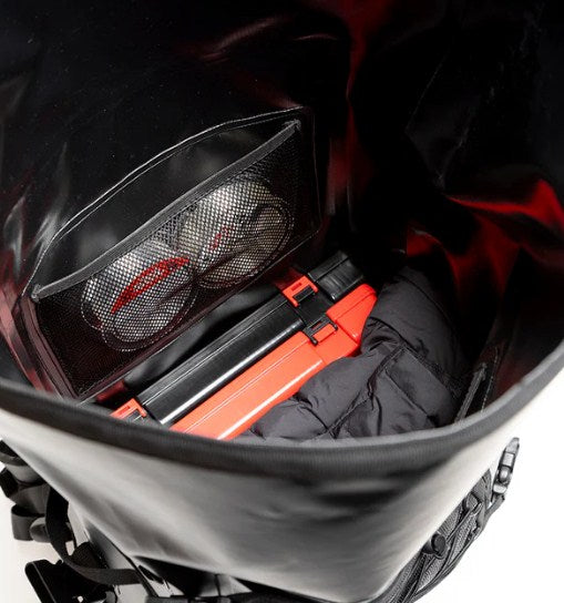 Водоустойчива чанта за спининг риболов JACKALL WATERPROOF BACKPACK L (30L - 35L) - Черна - интериор с мрежести джобове