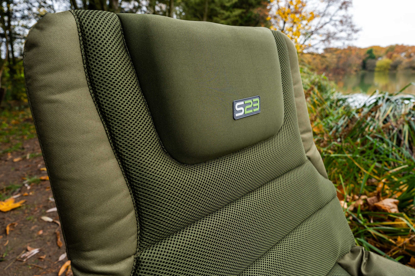 Сгъваем стол KORUM S23 - Accessory Chair II - комфортен и практичен дизайн с високо качество на материалите.