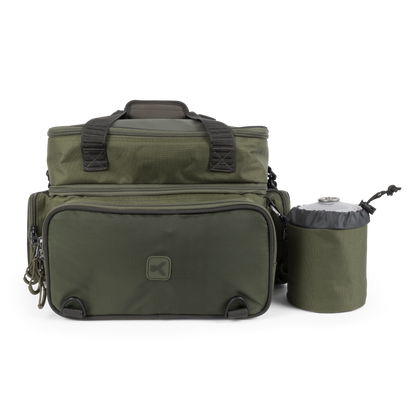 Чанта KORUM Progress Tackle & Bait Bag с две нива и три външни джоба за риболовна захранка и стръв.