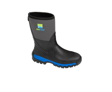 Ботуши PRESTON Drifish Boots с черен и син дизайн, подходящи за риболов и водни спортове.