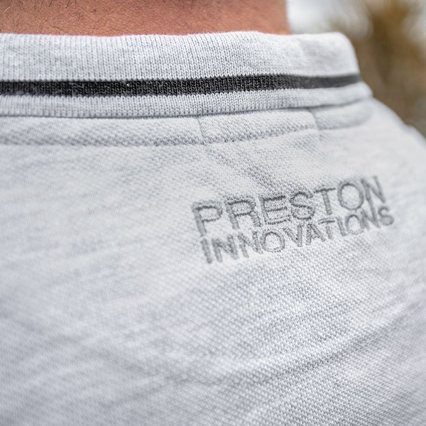 Тениска PRESTON Grey Polo Shirt - XXL детайл на яка с елегантни бродирани детайли от PRESTON INNOVATIONS.