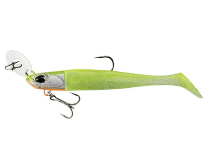 Силиконова примамка с джиг глава Duo BAY RUF CHATTER SHAD - 8.9cm/18.0gr в зелен цвят с блестящи детайли.