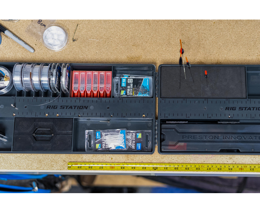 Cutie pentru accesorii PRESTON Rig Station