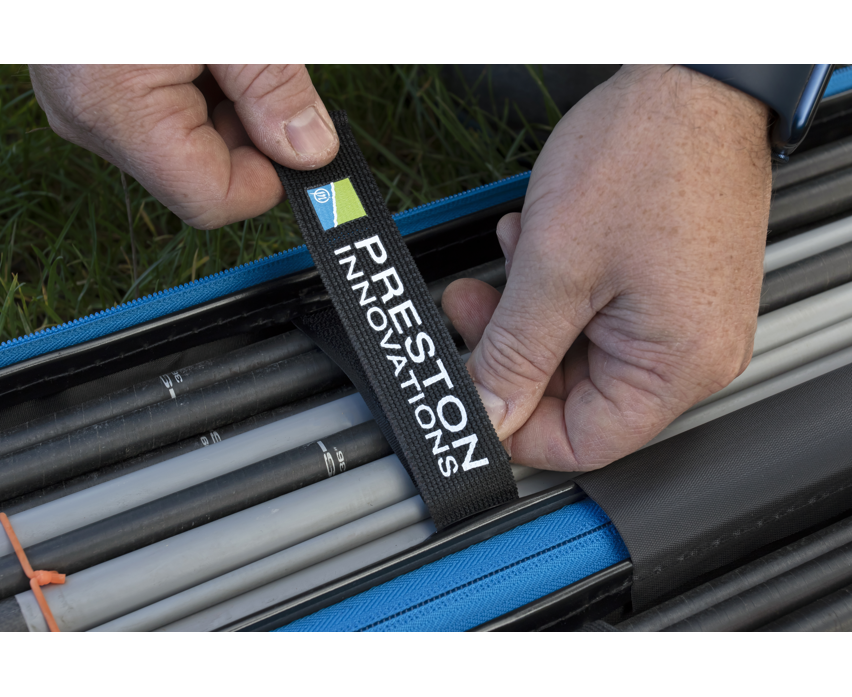 Твърд калъф PRESTON HARDCASE COMPACT KIT SAFE with fishing gear inside the case.