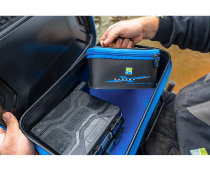 Кутия PRESTON Supera Medium Eva Accessory Case being opened to reveal its contents.