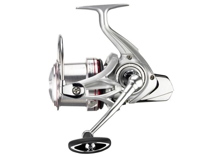 Шаранджийска макара DAIWA 19 EMBLEM SURF 35 SCW QD