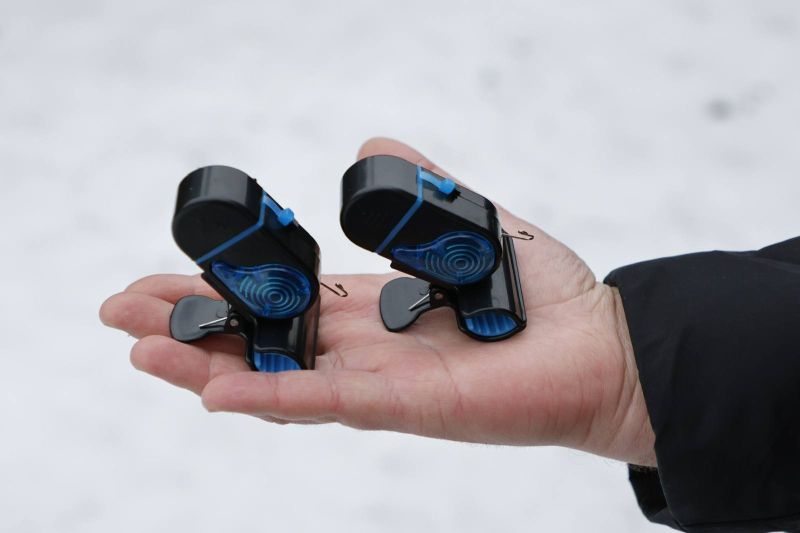 Сигнализатор Fil Fishing MINI BITE ALARM, компактeн и лек, с опция за въртеливо движение и силен звук.