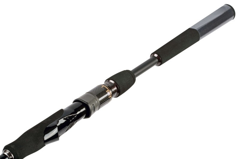 Спининг въдица DAIWA AIRITY SPIN - 2.40m/2.70m с иновативен дизайн и висококачествени компоненти.