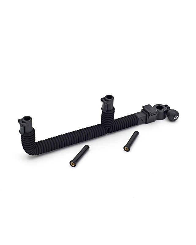 Двойно прикачно за платформа - DAIWA D36 D-TATCH DOUBLE ACC ARM - LONG с оребрено EVA покритие и аксесоари.