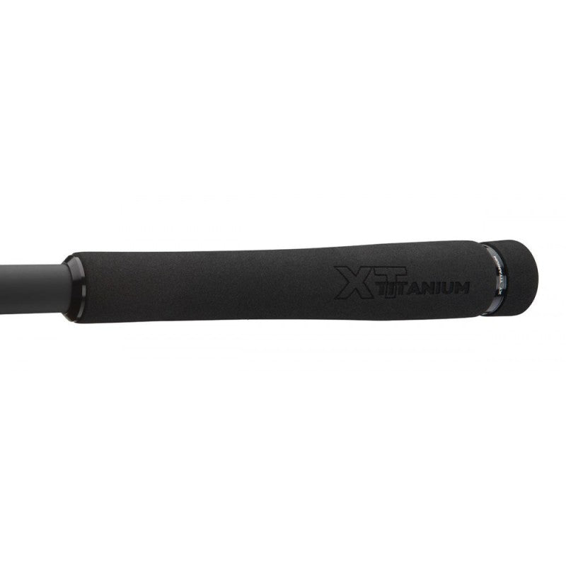 Спининг въдица DAIWA 23 TOURNAMENT XT TITANIUM SPIN - 2.65m/14-42gr, детайл на дръжката.