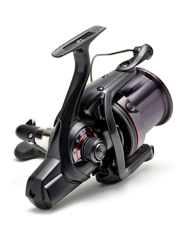 Шаранджийска макара - DAIWA 22 WHISKER 45 SCW QD OT, риболовна макара с иновативна QDM авансова система