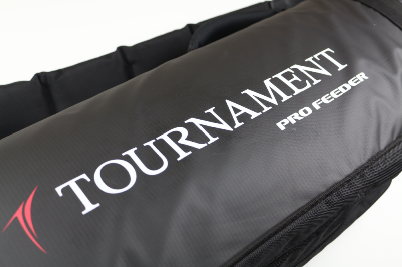Σκληρή θήκη για 4 καλάμια DAIWA TOURNAMENT PRO 2+2 FEEDER HOLDALL