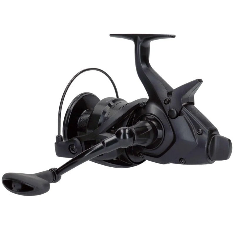 Байтрънър макара - DAIWA 22 EMBLEM BR 10000 - черна рибарска макара с мощен механизъм