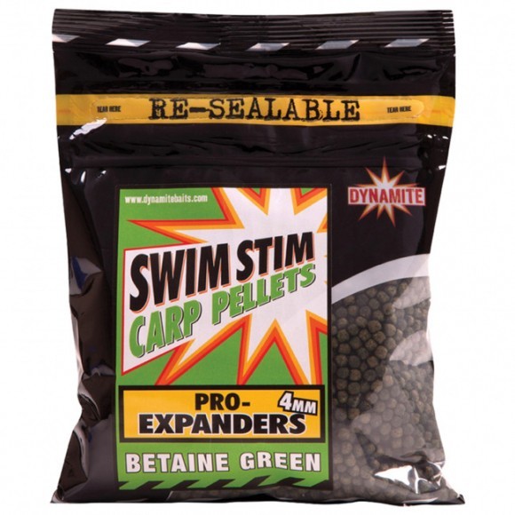 Пелети Dynamite Baits Pro Expanders - Betaine Green packaging with 4mm carp pellets.