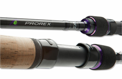 Спининг въдица Daiwa PROREX S SPIN - 2.40m / 10-30gr, показваща детайли от ръкохватката и връзките.