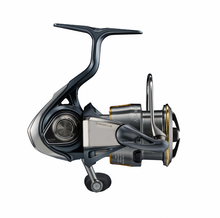Топ модел макара DAIWA 23 Airity LT с иновативен Airdrive дизайн и гладко функциониране.