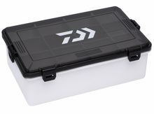 Кутия за риболовни принадлежности D-BOX MD/MS TACKLE SYSTEM с черен капак и разделители.