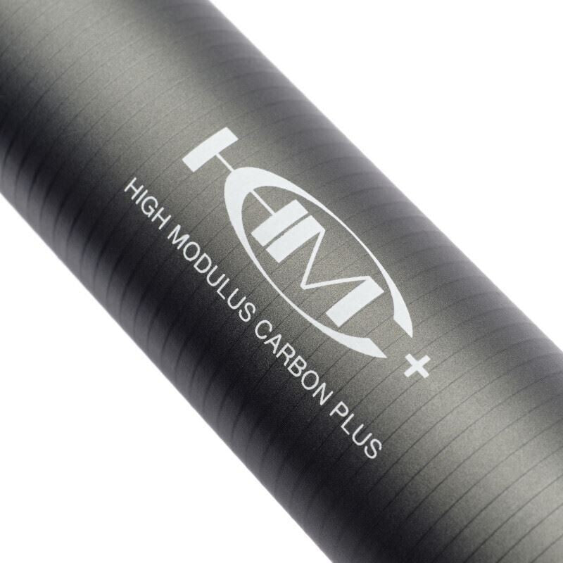 Щекерна дръжка за кеп DAIWA 24 NZON FEEDER PRO LANDING NET HANDLE - 4.00 метра на 3 части, High Modulus Carbon Plus детайл.