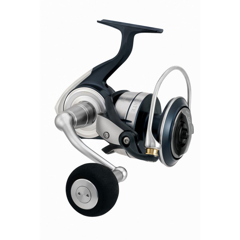 Макара за морски риболов - 21 DAIWA CERTATE SW 5000/6000-XH, изключително издръжлива и подходяща за солена вода.