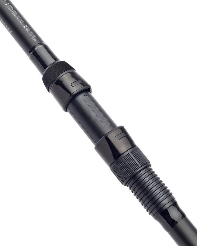 Шаранджийска SPOD въдица Daiwa Hyper Spod - 3.90m/5Lbs, детайл на дръжката и водачите на въдицата.