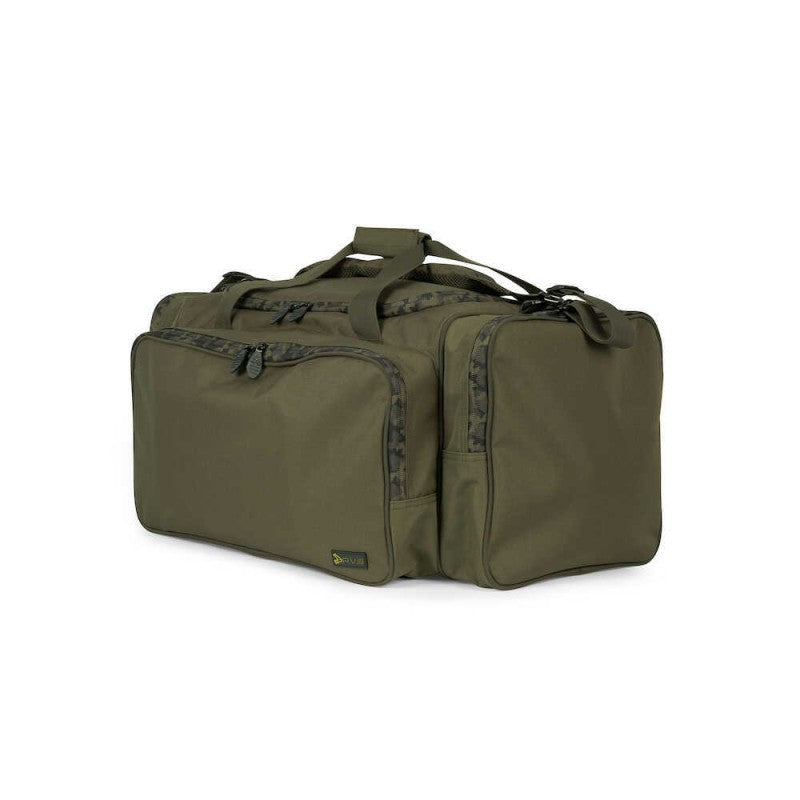 Сак AVID RVS CARRYALL - MEDIUM в зелёном цвете, идеален для хранения и транспортировки снастей.