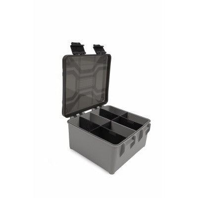 Кутия за аксесоари PRESTON HARDCASE ACCESSORY BOX - XL, открита с отделения за съхранение.