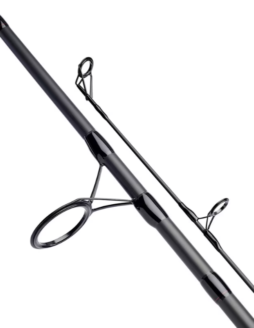 Шаранджийска въдица Daiwa '22 BLACK WIDOW XT CARP 3.60m/3.90m с титаниев оксид водачи и HMC+ карбонова бланка.