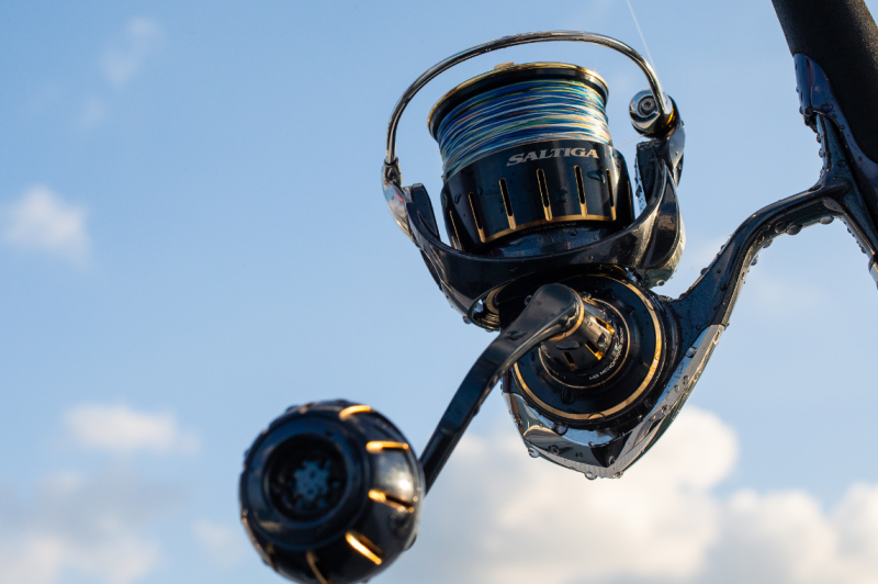Топ модел макара DAIWA '23 SALTIGA G с алуминиево тяло и Airdrive Design, идеална за риболов на мощни риби.