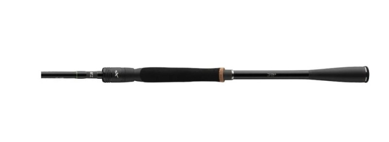 Спининг въдица DAIWA '23 PROREX XR SPIN - 2.25m/2.40m/2.70m, лек и тънък дизайн за комфортен риболов.