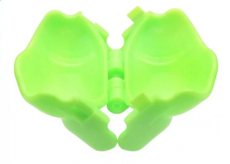 Преса за Method хранилки CRALUSSO SHELL METHOD MOULD - GREEN (CR-3352) в ярко зелена разцветка, идеална за риболов.