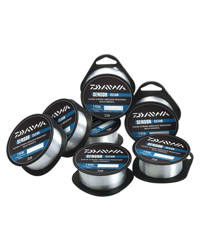 Монофилно влакно Daiwa Sensor Clear - 300 метра, примамливо и здраво, представено на ролки.